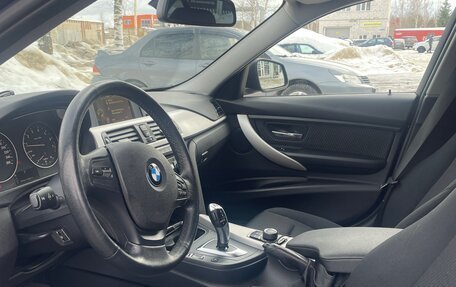 BMW 3 серия, 2016 год, 2 200 000 рублей, 10 фотография