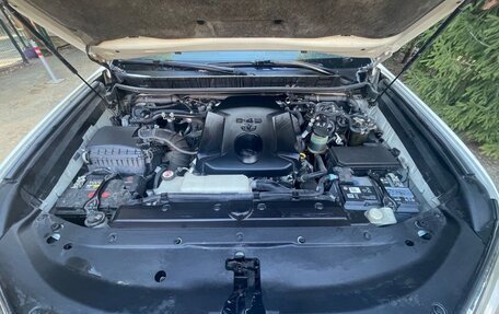 Toyota Land Cruiser Prado 150 рестайлинг 2, 2017 год, 4 400 000 рублей, 7 фотография