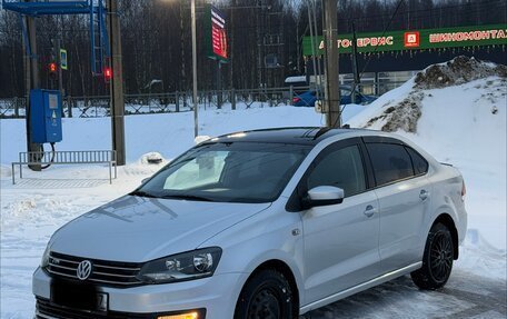 Volkswagen Polo VI (EU Market), 2016 год, 1 390 000 рублей, 2 фотография