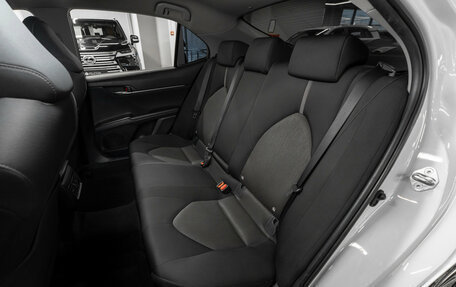 Toyota Camry, 2021 год, 3 080 000 рублей, 12 фотография