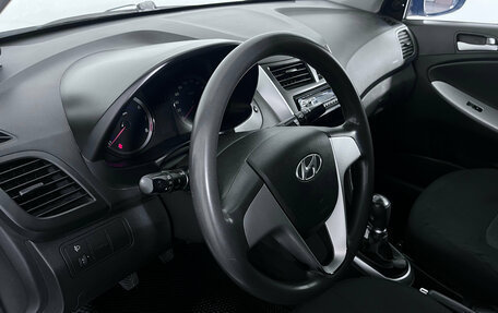 Hyundai Solaris II рестайлинг, 2013 год, 799 000 рублей, 10 фотография