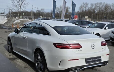 Mercedes-Benz E-Класс, 2020 год, 4 530 000 рублей, 10 фотография