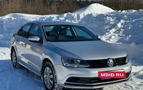 Volkswagen Jetta VI, 2016 год, 1 350 000 рублей, 3 фотография