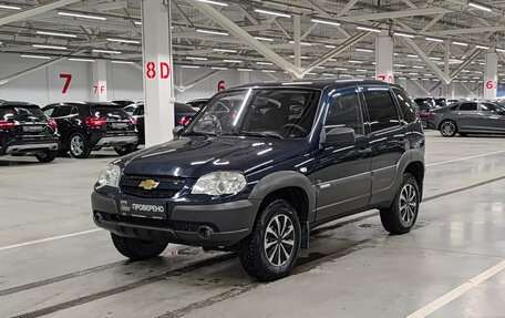 Chevrolet Niva I рестайлинг, 2011 год, 555 000 рублей, 1 фотография