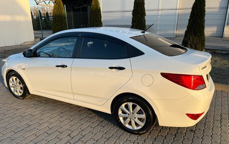 Hyundai Solaris II рестайлинг, 2014 год, 820 000 рублей, 1 фотография