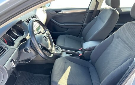 Volkswagen Jetta VI, 2016 год, 1 350 000 рублей, 16 фотография