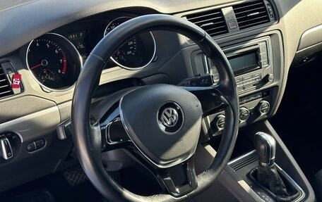 Volkswagen Jetta VI, 2016 год, 1 350 000 рублей, 18 фотография