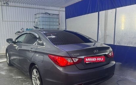 Hyundai Sonata VI, 2012 год, 975 000 рублей, 5 фотография