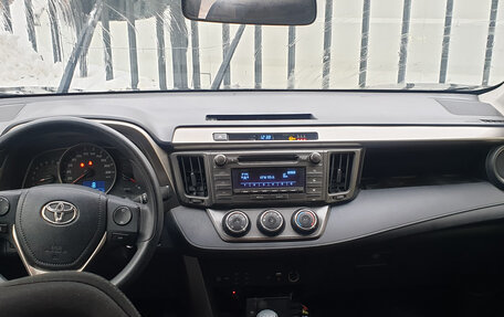 Toyota RAV4, 2013 год, 2 050 000 рублей, 7 фотография