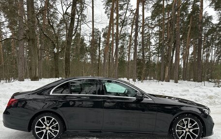 Mercedes-Benz E-Класс, 2018 год, 2 600 000 рублей, 2 фотография