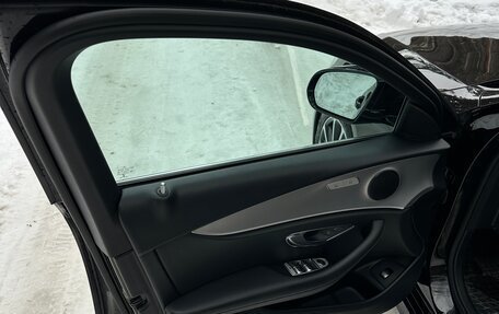 Mercedes-Benz E-Класс, 2018 год, 2 600 000 рублей, 10 фотография