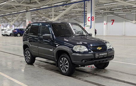 Chevrolet Niva I рестайлинг, 2011 год, 555 000 рублей, 3 фотография