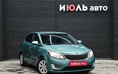 KIA Rio III рестайлинг, 2013 год, 990 000 рублей, 3 фотография