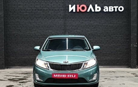 KIA Rio III рестайлинг, 2013 год, 990 000 рублей, 2 фотография
