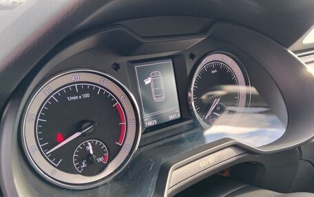 Skoda Octavia, 2017 год, 1 900 000 рублей, 16 фотография