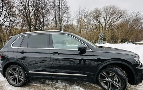 Volkswagen Tiguan II, 2017 год, 2 980 000 рублей, 6 фотография