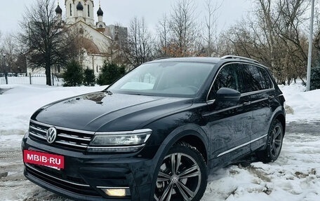 Volkswagen Tiguan II, 2017 год, 2 980 000 рублей, 8 фотография