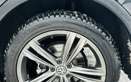 Volkswagen Tiguan II, 2017 год, 2 980 000 рублей, 17 фотография