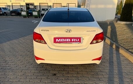 Hyundai Solaris II рестайлинг, 2014 год, 820 000 рублей, 2 фотография