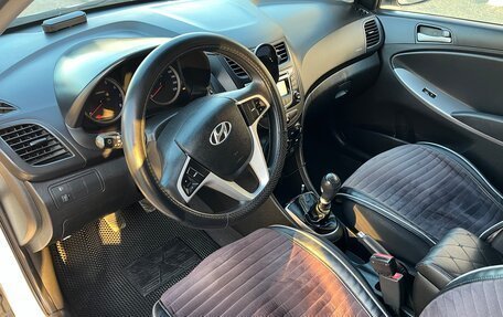 Hyundai Solaris II рестайлинг, 2014 год, 820 000 рублей, 8 фотография