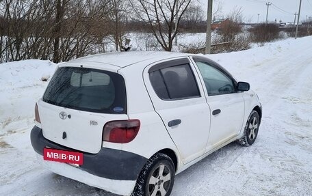 Toyota Vitz, 2000 год, 175 000 рублей, 2 фотография