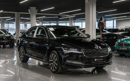 Skoda Superb III рестайлинг, 2025 год, 3 450 000 рублей, 2 фотография