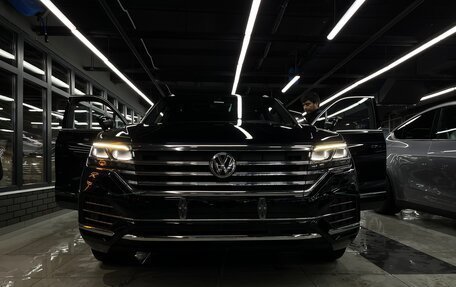 Volkswagen Touareg III, 2019 год, 5 450 000 рублей, 4 фотография