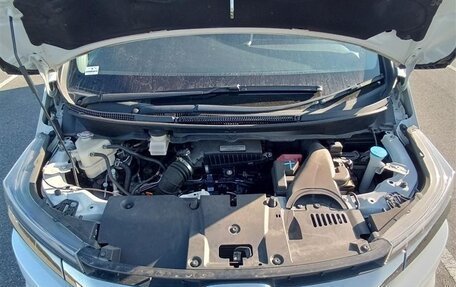 Honda Stepwgn IV, 2020 год, 2 350 000 рублей, 19 фотография