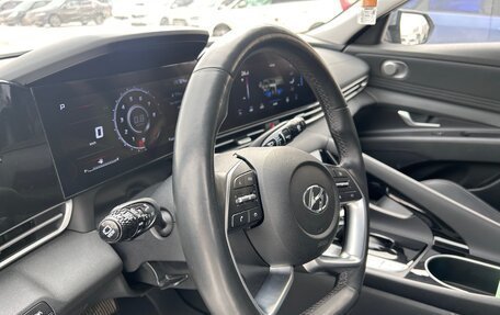 Hyundai Elantra, 2021 год, 1 920 000 рублей, 5 фотография