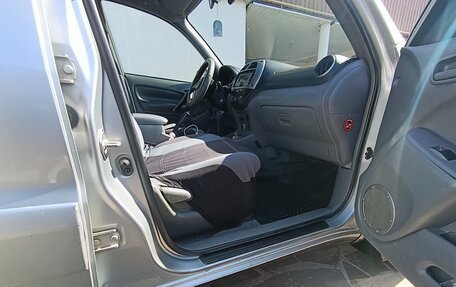 Toyota RAV4, 2001 год, 710 000 рублей, 10 фотография