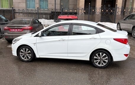 Hyundai Solaris II рестайлинг, 2015 год, 950 000 рублей, 5 фотография