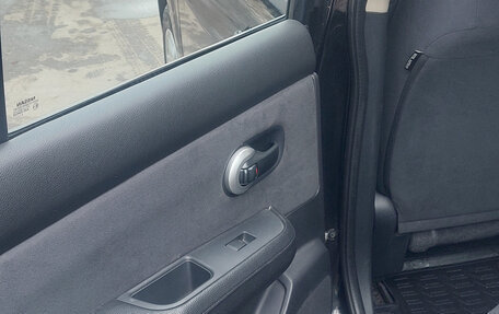 Nissan Tiida, 2008 год, 650 000 рублей, 24 фотография