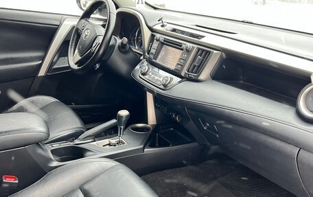 Toyota RAV4, 2013 год, 1 630 000 рублей, 16 фотография