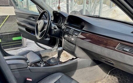 BMW 3 серия, 2011 год, 1 120 000 рублей, 12 фотография