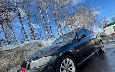 BMW 3 серия, 2011 год, 1 120 000 рублей, 19 фотография