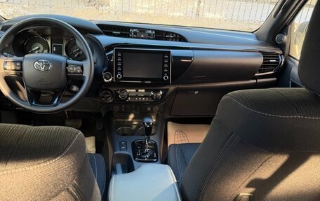 Toyota Hilux VIII, 2025 год, 7 000 000 рублей, 16 фотография