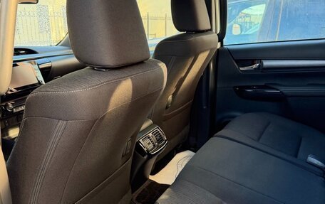 Toyota Hilux VIII, 2025 год, 7 000 000 рублей, 17 фотография