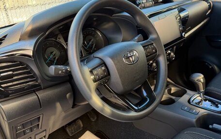 Toyota Hilux VIII, 2025 год, 7 000 000 рублей, 21 фотография