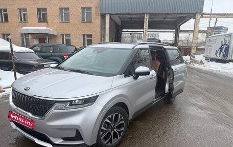 KIA Carnival, 2021 год, 3 300 000 рублей, 3 фотография