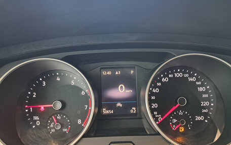 Volkswagen Tiguan II, 2021 год, 2 970 000 рублей, 13 фотография