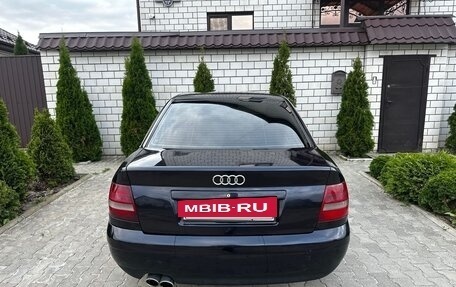 Audi A4, 2000 год, 500 000 рублей, 11 фотография