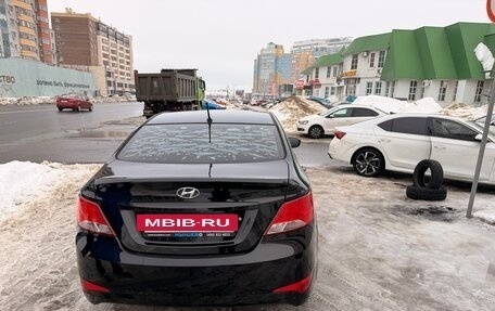 Hyundai Solaris II рестайлинг, 2014 год, 850 000 рублей, 4 фотография