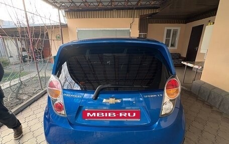 Chevrolet Spark III, 2011 год, 650 000 рублей, 2 фотография