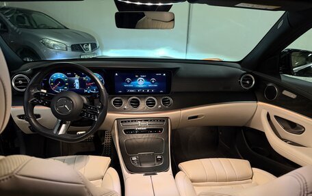 Mercedes-Benz E-Класс, 2022 год, 6 000 000 рублей, 9 фотография