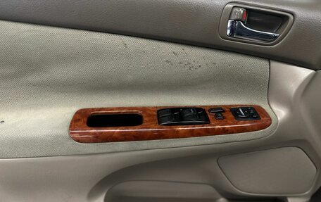 Toyota Camry V40, 2002 год, 719 900 рублей, 13 фотография