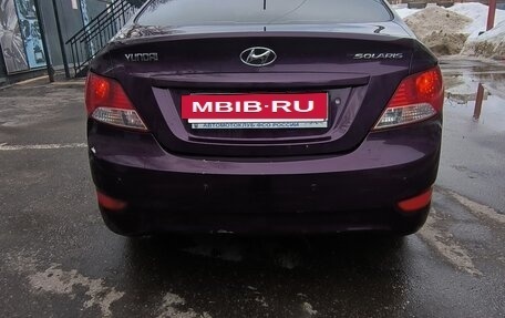 Hyundai Solaris II рестайлинг, 2011 год, 600 000 рублей, 3 фотография