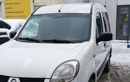 Renault Kangoo II рестайлинг, 2004 год, 44 000 рублей, 1 фотография