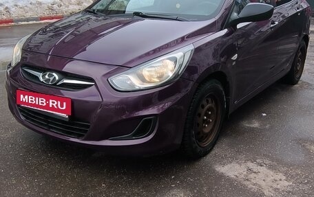 Hyundai Solaris II рестайлинг, 2011 год, 600 000 рублей, 7 фотография