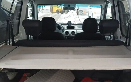 Renault Kangoo II рестайлинг, 2004 год, 44 000 рублей, 8 фотография