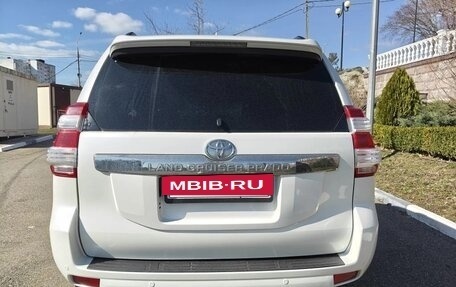 Toyota Land Cruiser Prado 150 рестайлинг 2, 2017 год, 4 300 000 рублей, 3 фотография